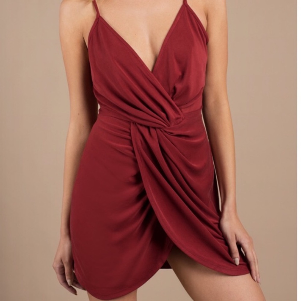 Red Twist Mini Dress ❤️